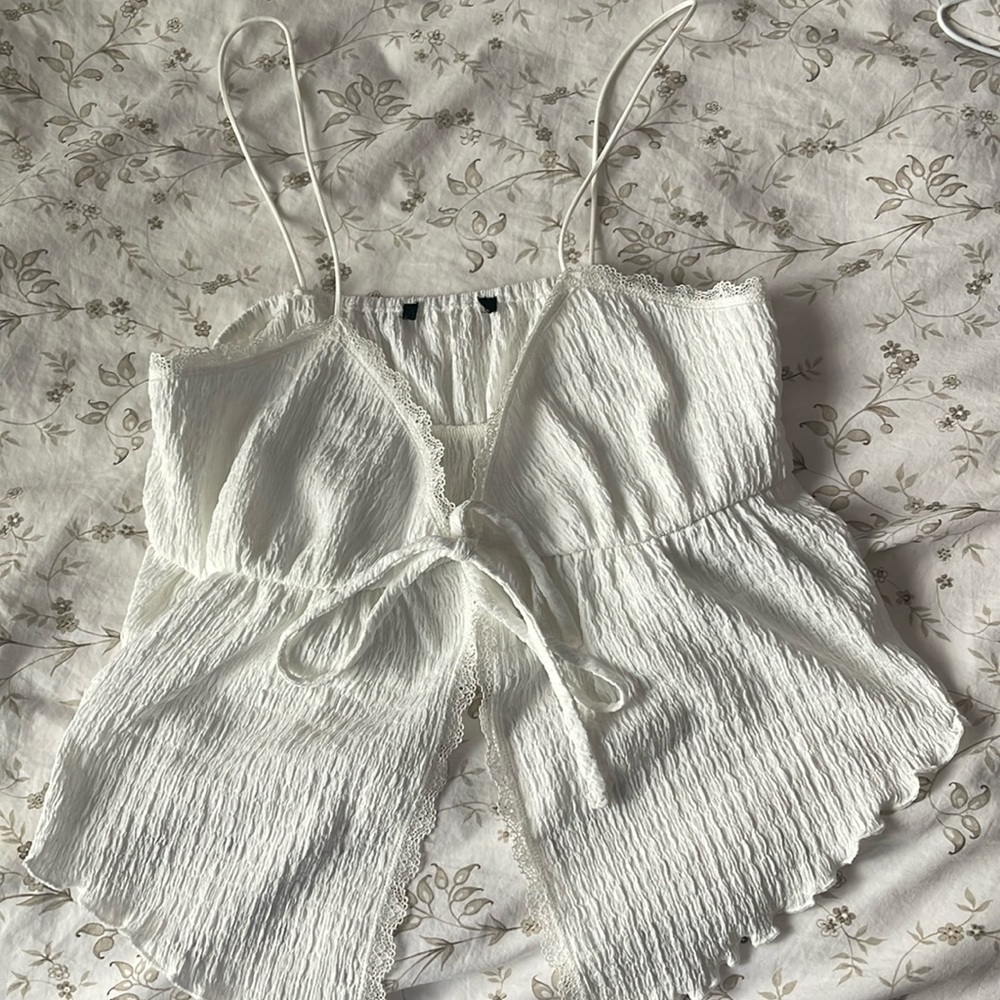 White tank top with front bow tie